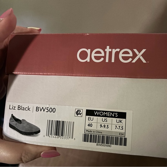 NIB Aetrex Liz Arch Support Slip-On in Black Leather *Full Price on Aetrex.com* - Picture 6 of 6